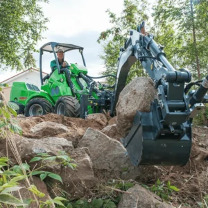 Bravo Rent Avant laadur 630 paralleeltõstesüsteemiga tõstetööd aukude kaevamine kaevetööd lume lükkamine haljastus tänavate harjamine 9