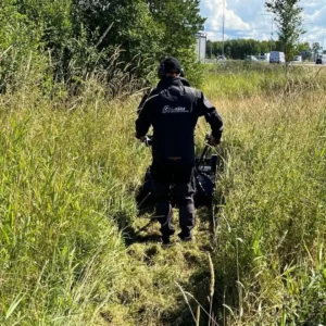 Bravo-Rent-Jarelveetav-trummelniiduk-Ecotech-tehnika-aiatooriistade-rent-1