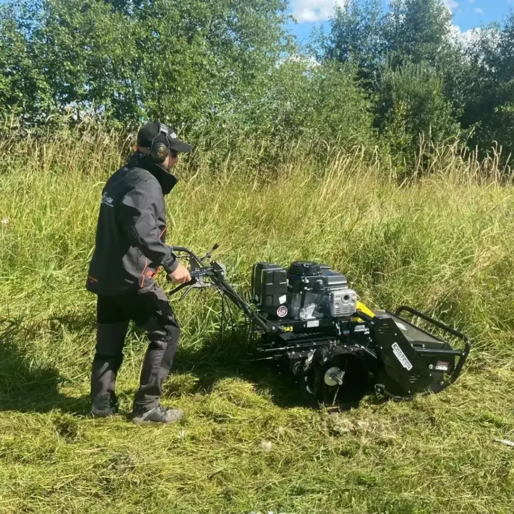 Bravo-Rent-Jarelveetav-trummelniiduk-Ecotech-tehnika-aiatooriistade-rent-3