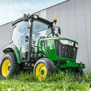 Bravo Rent Kommunaaltraktor John Deere 3039R 2