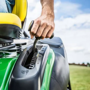 Bravo Rent Murutraktor John Deere X167_ 3