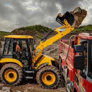 Bravo Rent laadur-ekskavaator JCB 4CX 6