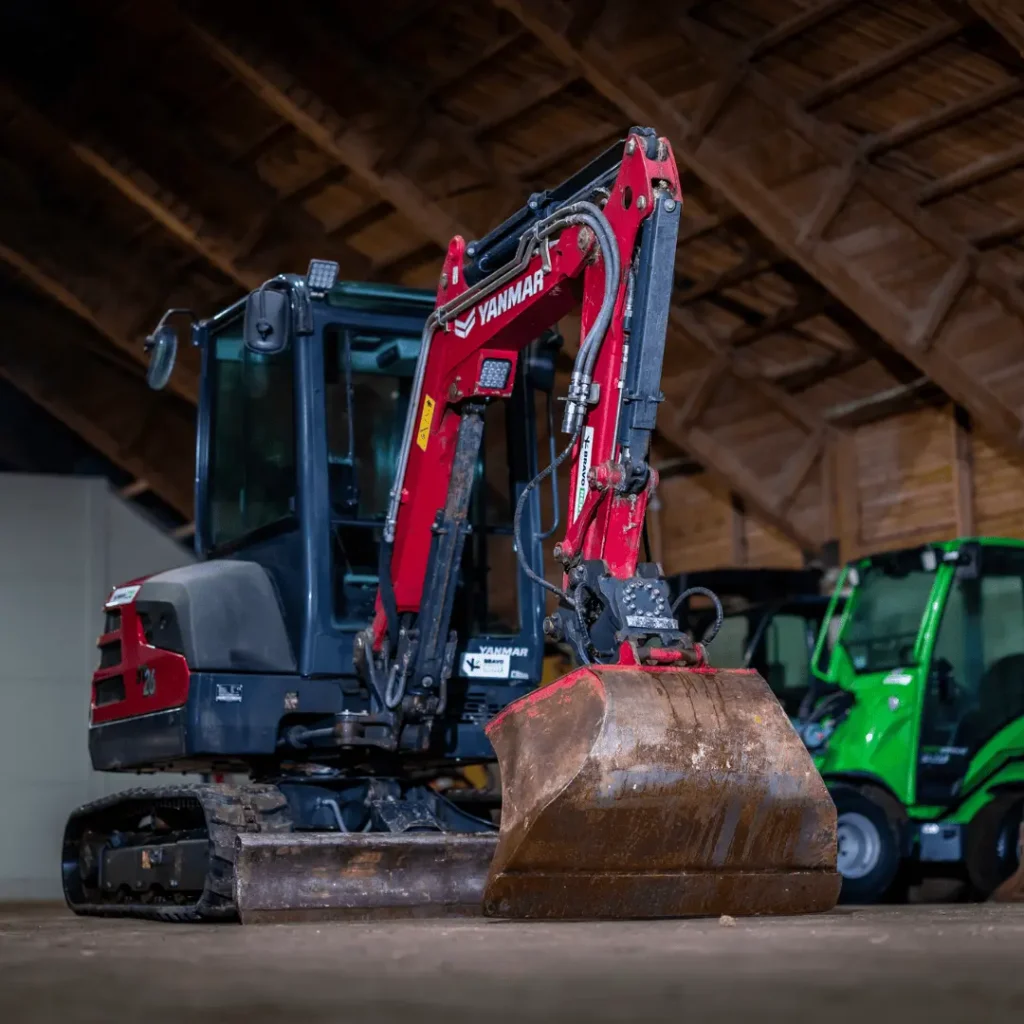 Bravo Rent roomikekskavaator Yanmar SV26 1